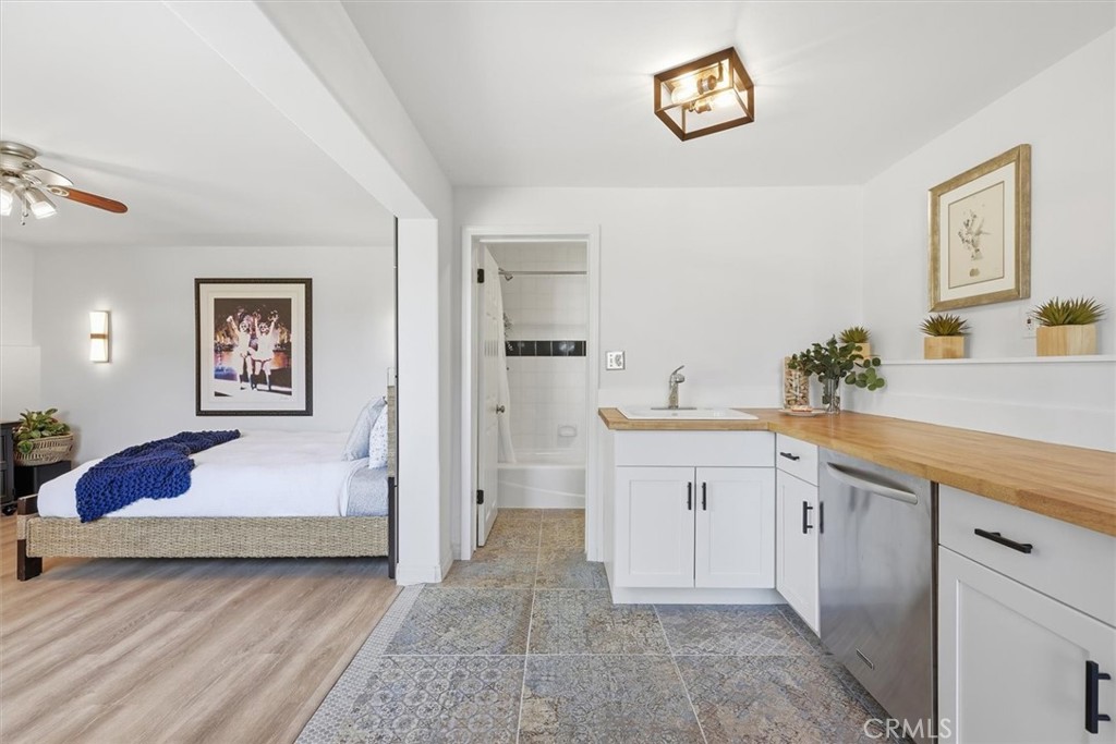 8325 Delgany Avenue Playa del Rey, CA 90293 - Photo 36 of 50 a spacious en suite bathroom with a double vanity sink and a mirror