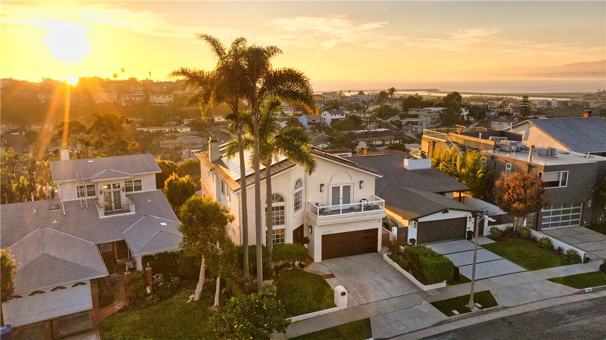 8325 Delgany Avenue Playa del Rey, CA 90293 - Photo 47 of 50 an aerial view of residential houses with outdoor space