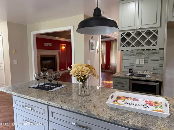 $2,500 | 3584 Bristol Circle West, East Stroudsburg, PA 18302