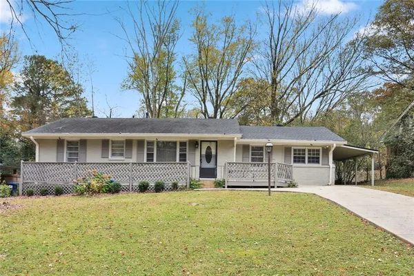 $2,375 | 2120 Meadowbrook Lane Southeast, Marietta, GA 30067