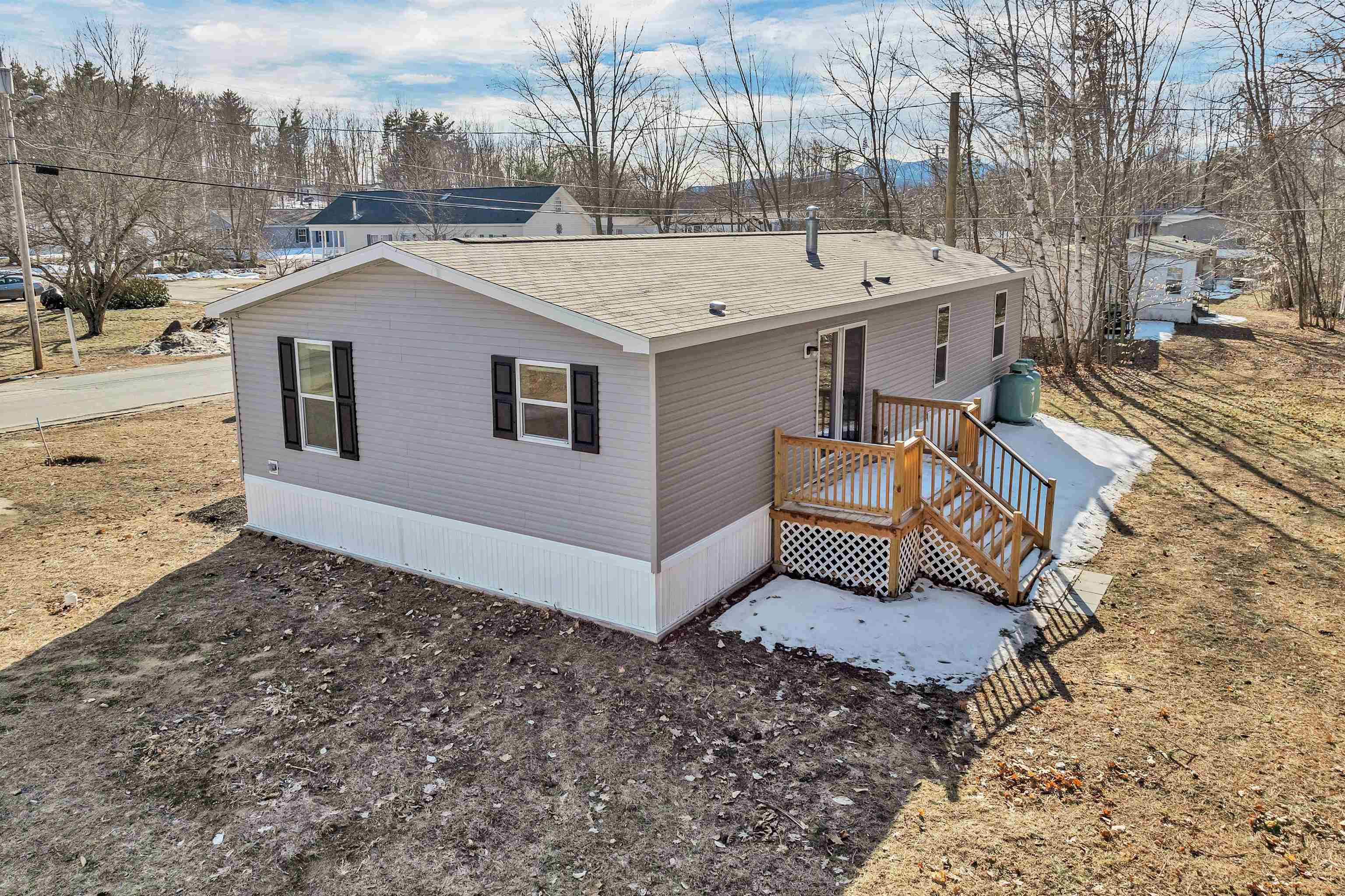 66 Lamplighter's Drive Conway, NH 03860 - Photo 4 of 31