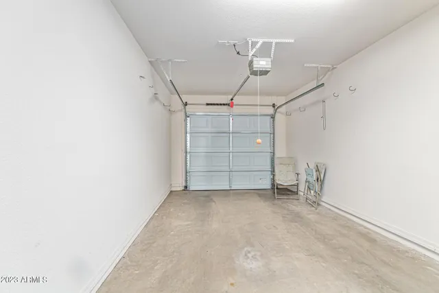 $1,800 | 6535 East Superstition Springs Boulevard, Unit 127, Mesa, AZ 85206