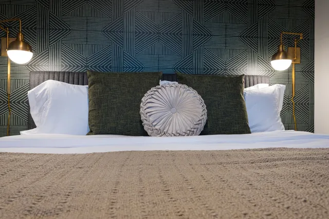 $6,995 | 635 7th Avenue South, Unit 204, Nashville, TN 37203