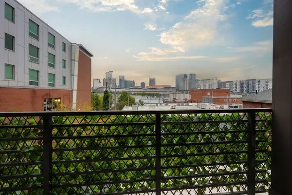 $6,995 | 635 7th Avenue South, Unit 204, Nashville, TN 37203