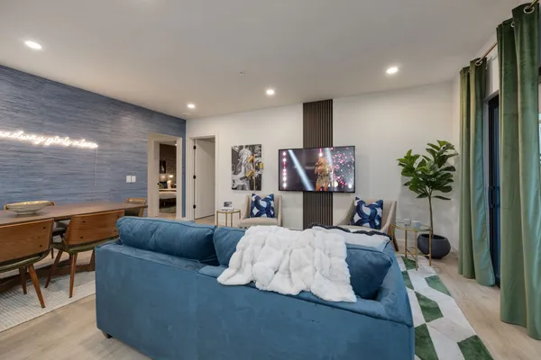 $6,995 | 635 7th Avenue South, Unit 204, Nashville, TN 37203