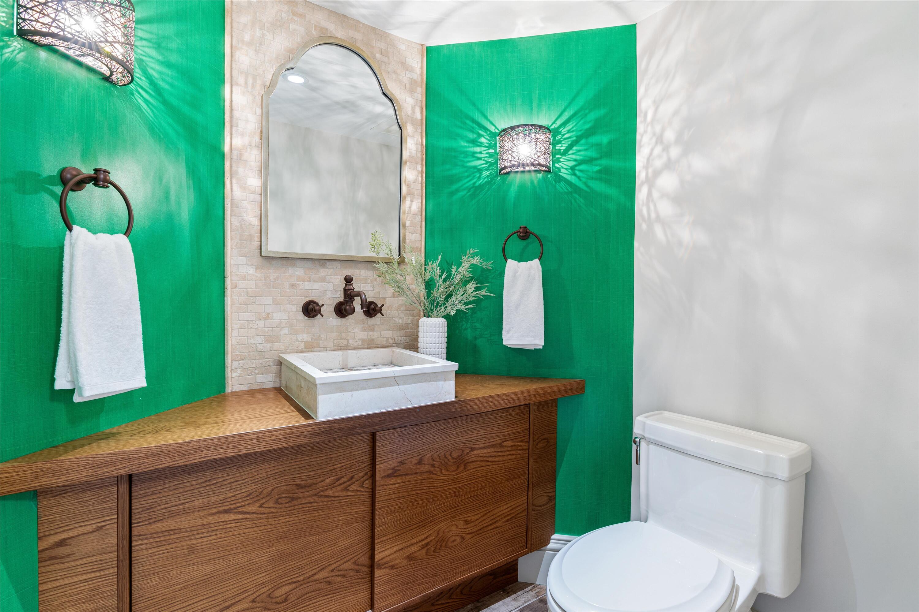 300 Southeast 5th Avenue, Unit 6140 Boca Raton, FL 33432 - Photo 21 of 53 Half Bath