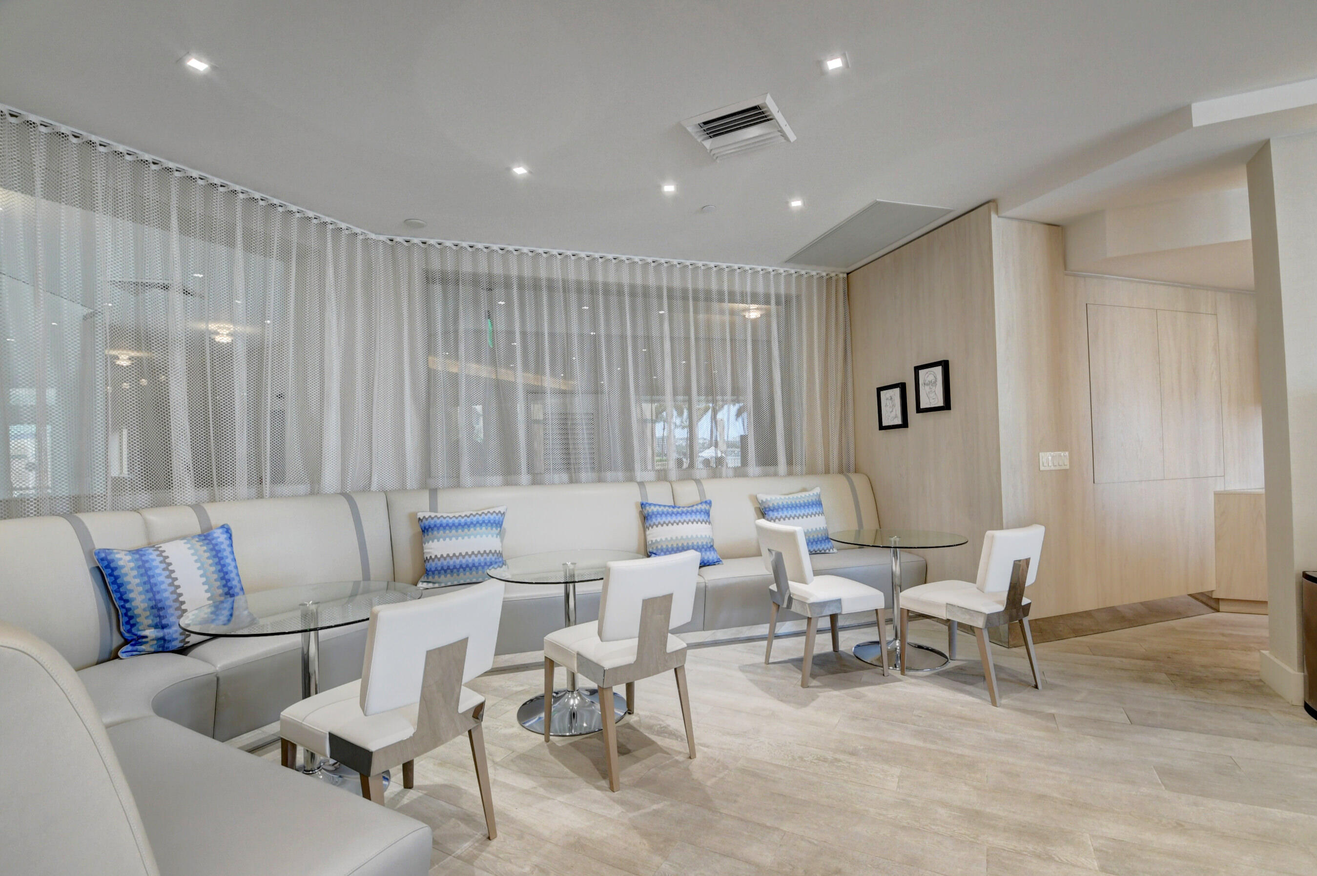 300 Southeast 5th Avenue, Unit 6140 Boca Raton, FL 33432 - Photo 33 of 53 Clubroom