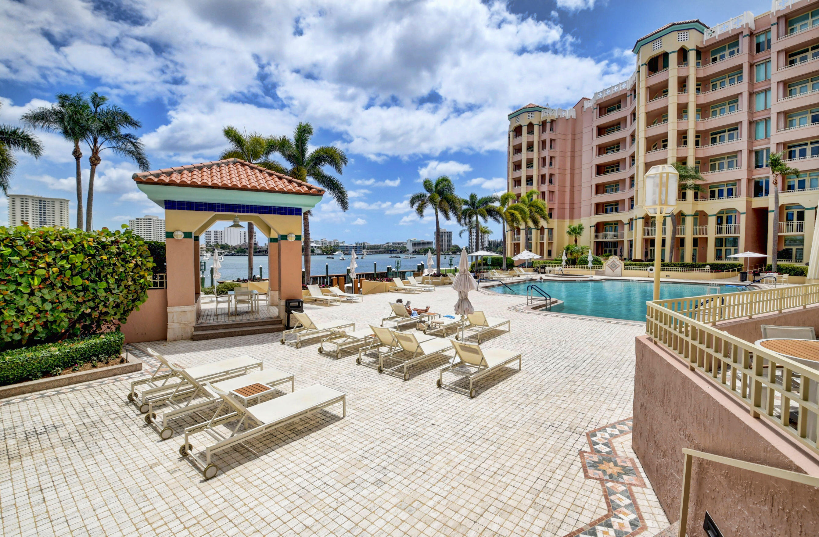 300 Southeast 5th Avenue, Unit 6140 Boca Raton, FL 33432 - Photo 36 of 53 Pool