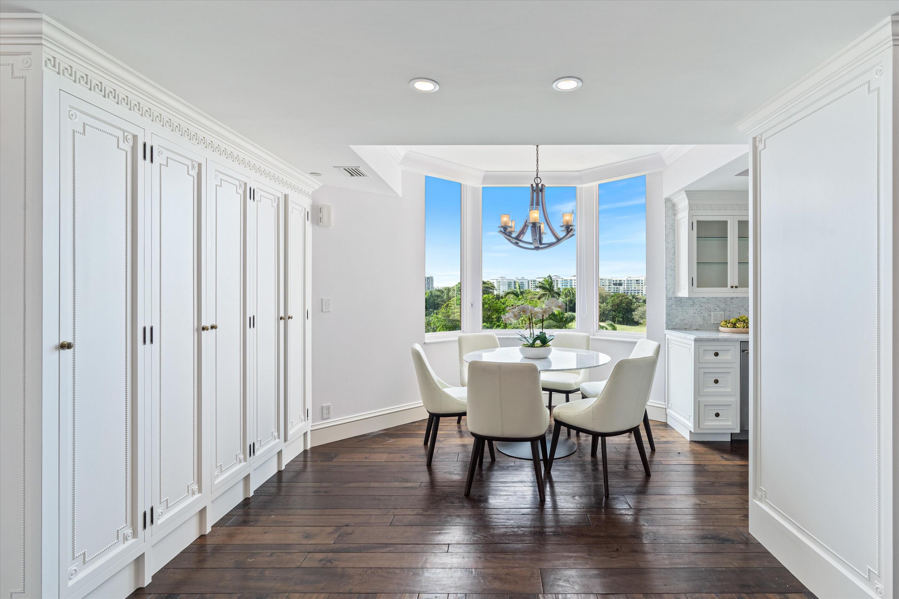300 Southeast 5th Avenue, Unit 6140 Boca Raton, FL 33432 - Photo 8 of 53 Kitchen Nook & Pantry