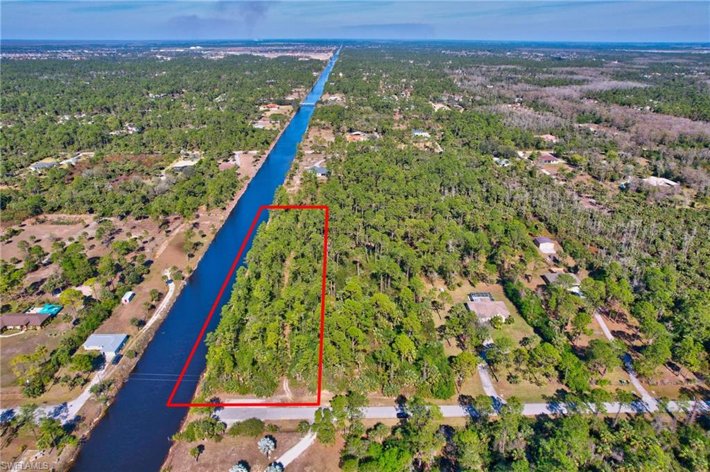 14 Ave Ne Naples Naples, FL 34102 - Photo 4 of 14 a view of a city