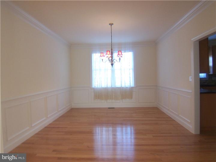 1131 Kirkwood Road Voorhees, NJ 08043 - Photo 7 of 19 Dining Room