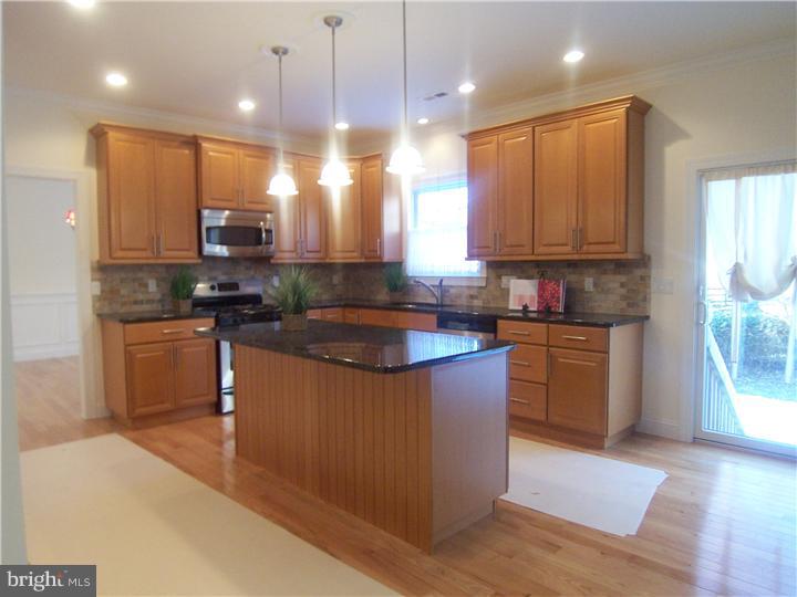 1131 Kirkwood Road Voorhees, NJ 08043 - Photo 8 of 19 Kitchen