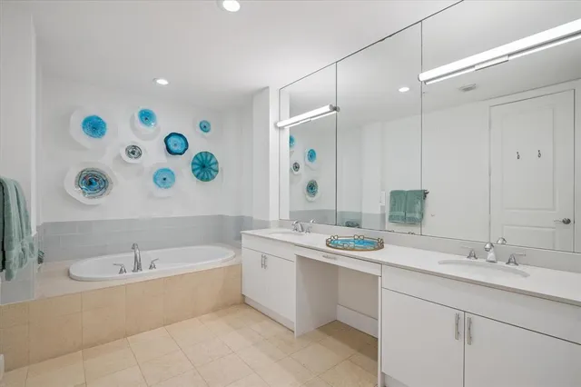 $3,125,000 | 63 Isle Of Venice Drive, Unit 63, Fort Lauderdale, FL 33301