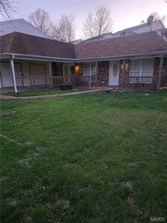 $199,900 | 2533 Belmont Drive, High Ridge, MO 63049