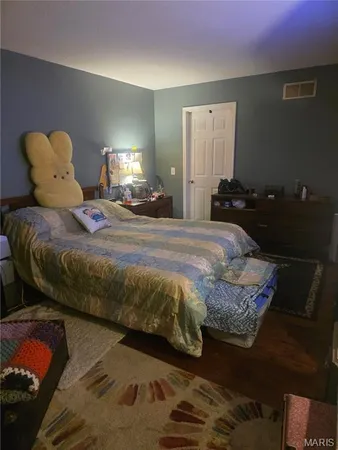 $199,900 | 2533 Belmont Drive, High Ridge, MO 63049