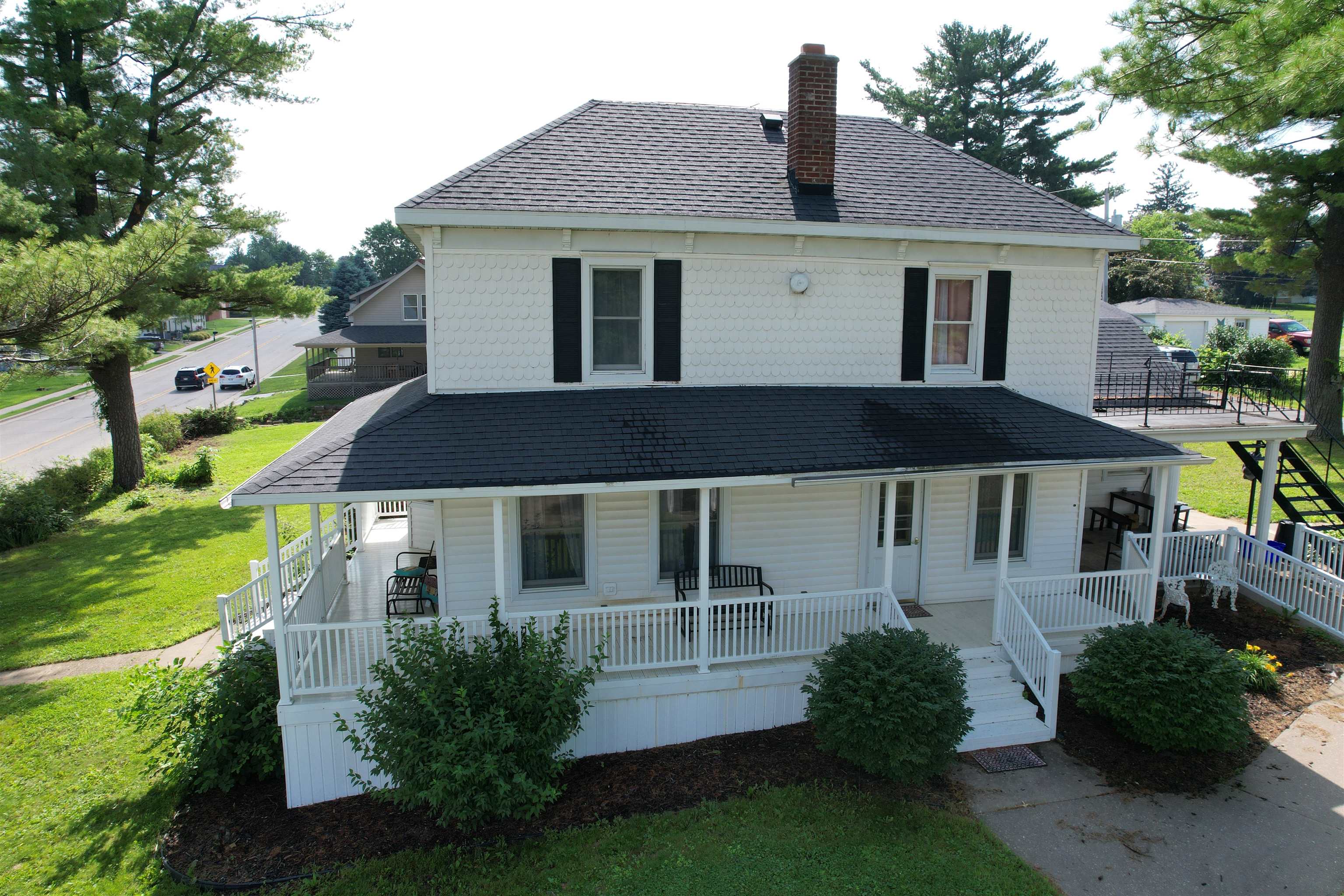 535 Spring Street Highland, WI 53543 - Photo 6 of 35