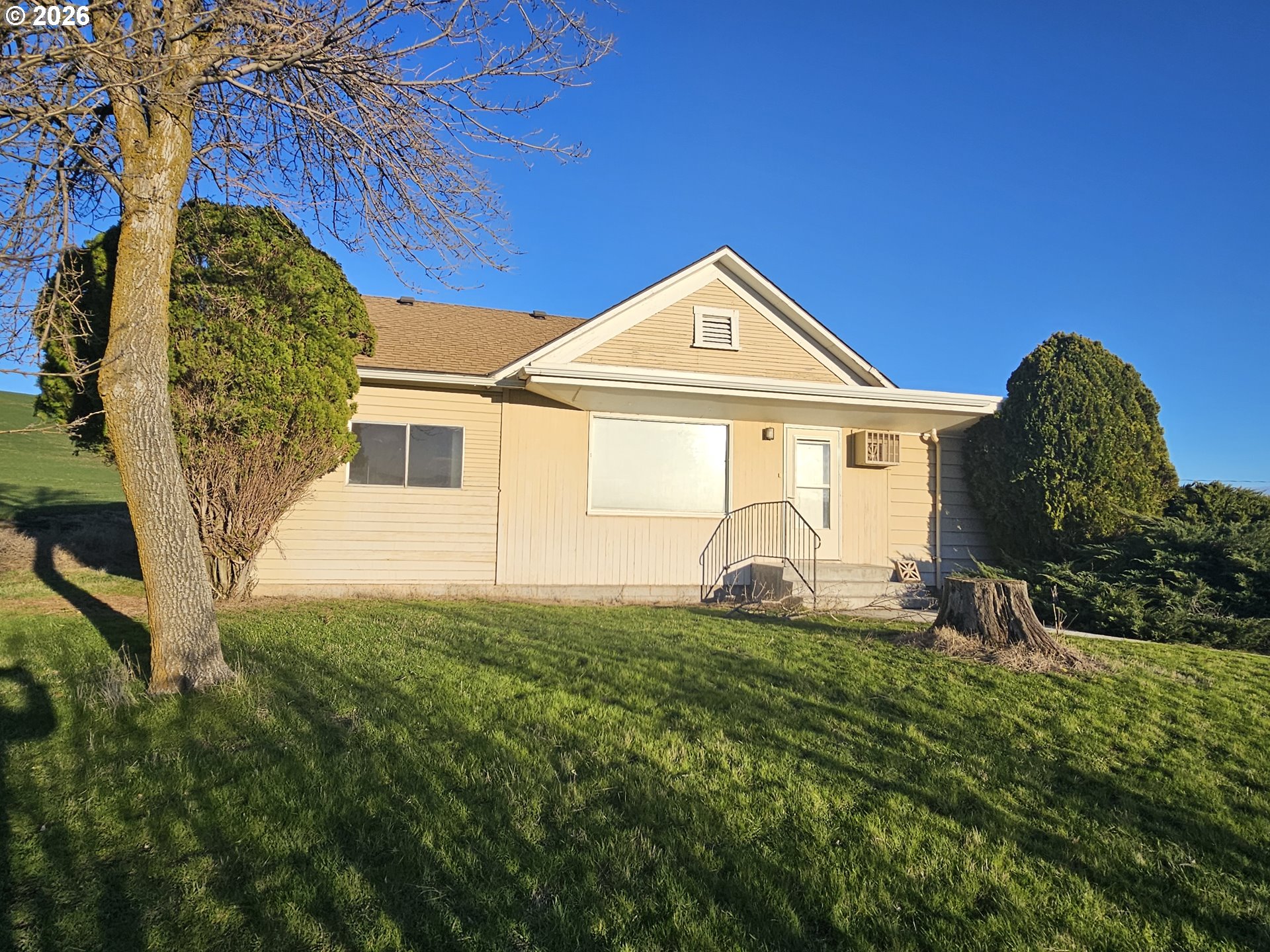 46078 Raymond Road Helix, OR 97835 - Photo 2 of 41