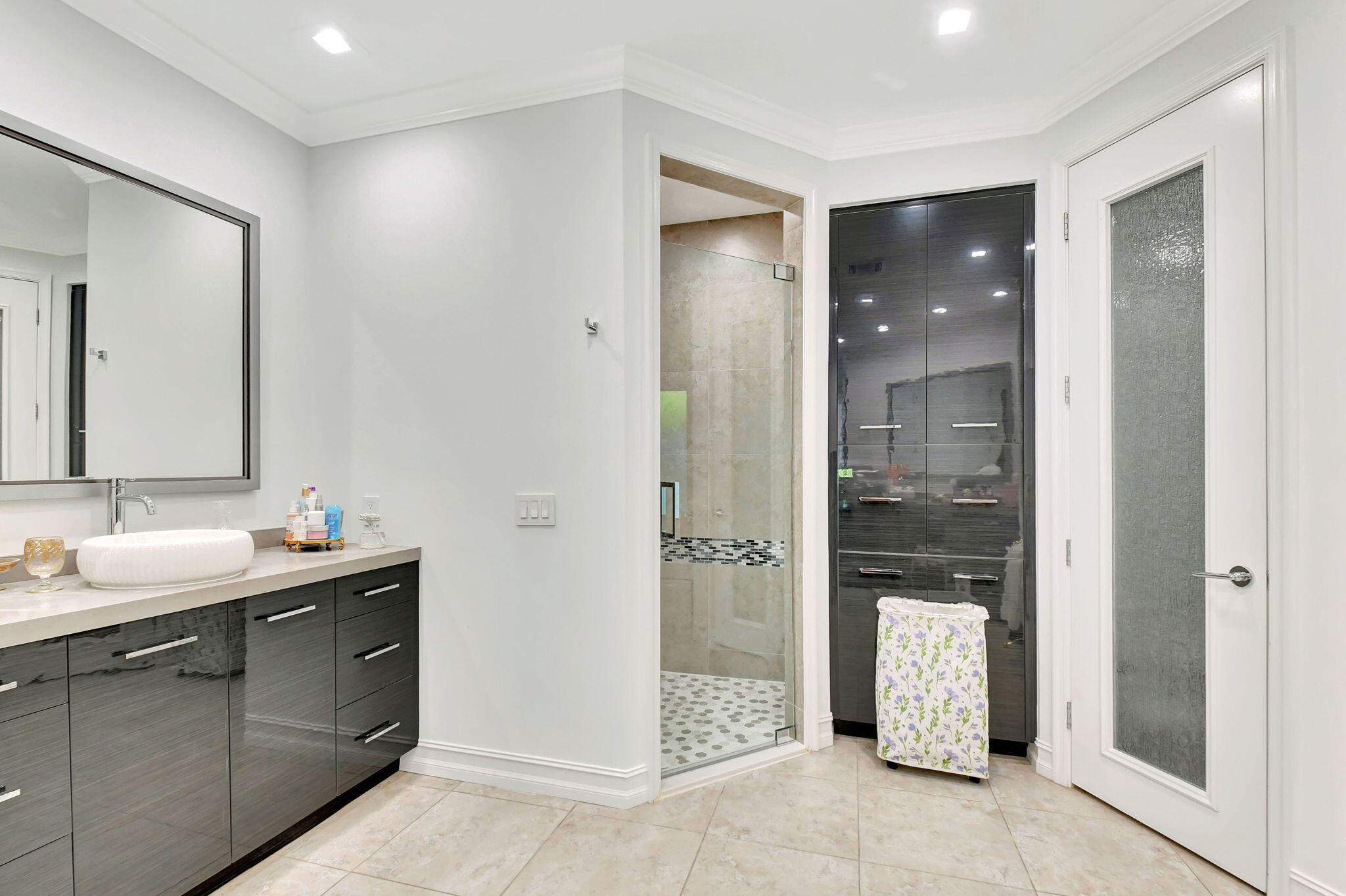 17440 Loch Lomond Way Boca Raton, FL 33496 - Photo 19 of 89 Primary Bath