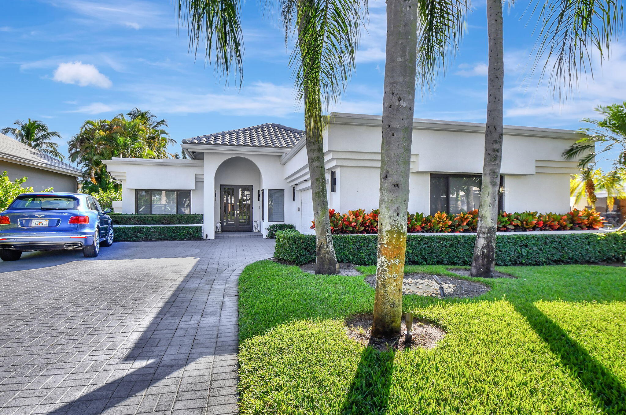 17440 Loch Lomond Way Boca Raton, FL 33496 - Photo 2 of 89 Exterior Front