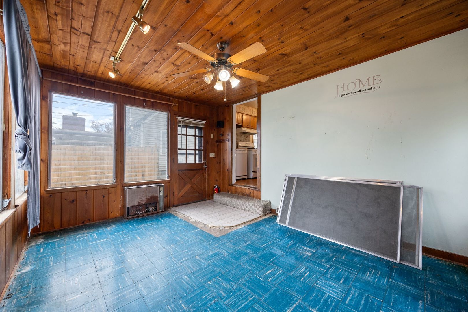 466 Miller Drive Elgin, IL 60123 - Photo 11 of 26