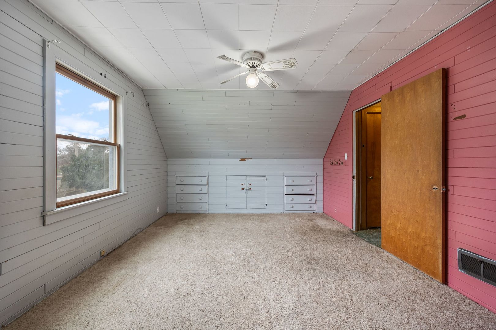 466 Miller Drive Elgin, IL 60123 - Photo 13 of 26