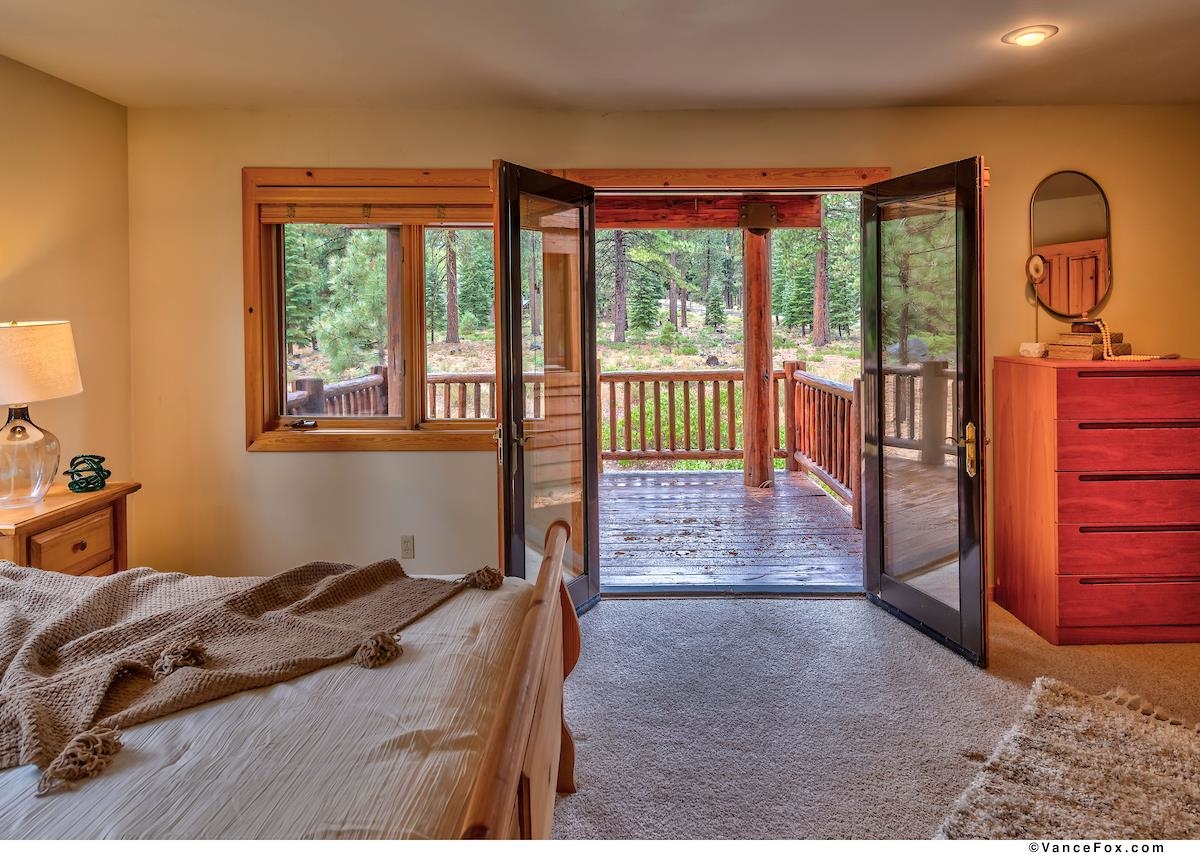 1730 Grouse Ridge Road Truckee, CA 96161 - Photo 8 of 21
