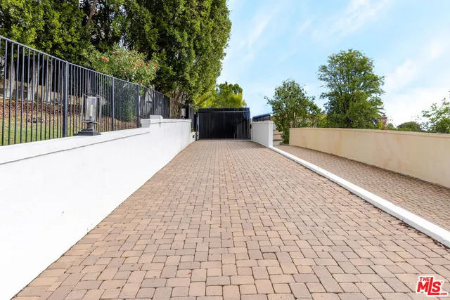 $11,500,000 | 5192 Parkway Calabasas, Calabasas, CA 91302