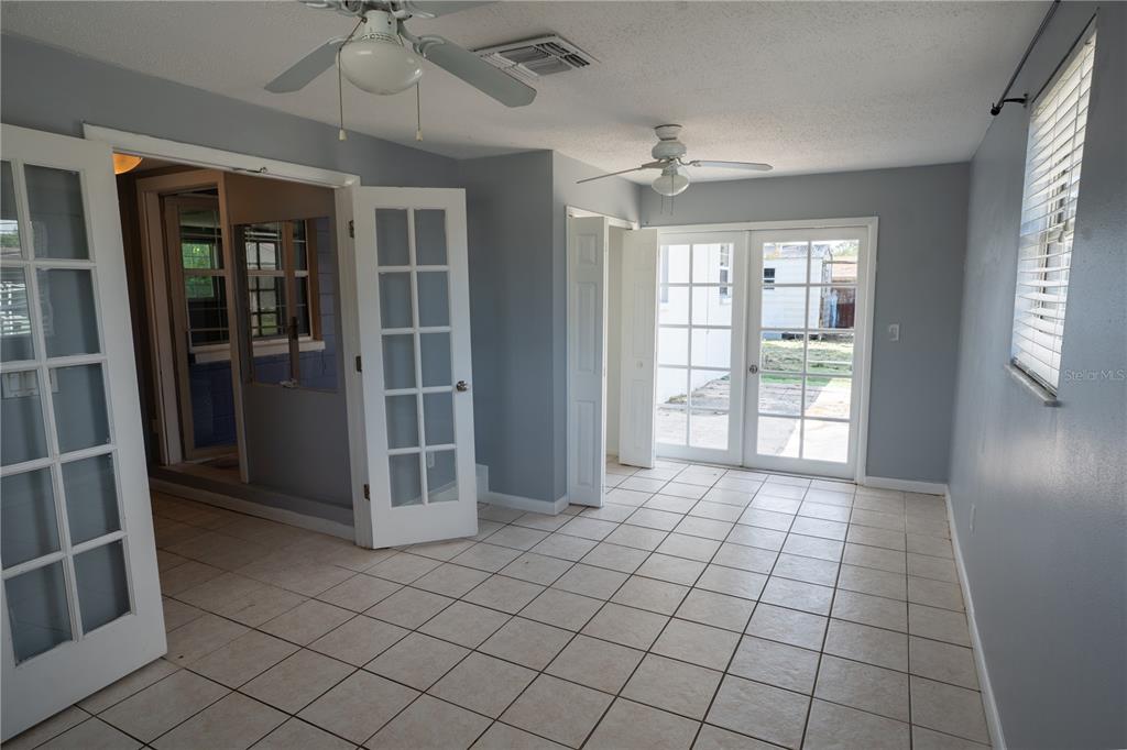 711 Mason Street Brandon, FL 33511 - Photo 5 of 37