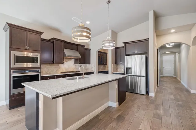 $655,000 | 2871 North Cypress Avenue, Fresno, CA 93727