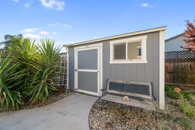 $655,000 | 2871 North Cypress Avenue, Fresno, CA 93727