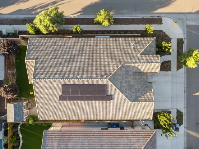 $655,000 | 2871 North Cypress Avenue, Fresno, CA 93727