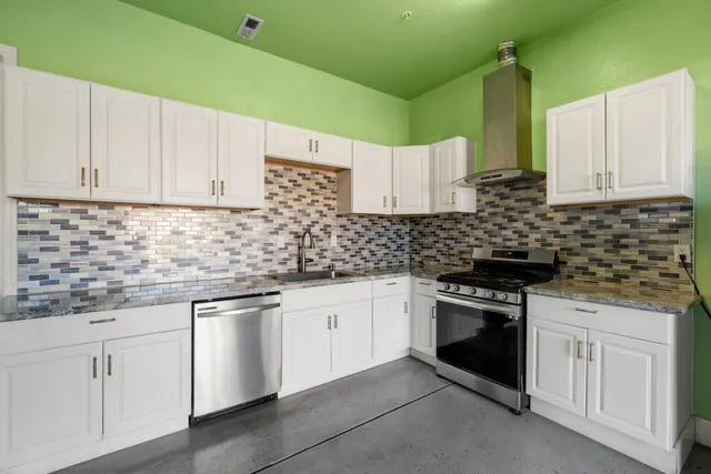 $655,000 | 2871 North Cypress Avenue, Fresno, CA 93727