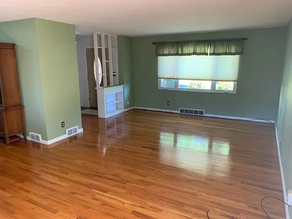 $2,500 | 3137 Belmont Avenue, Vestal, NY 13850
