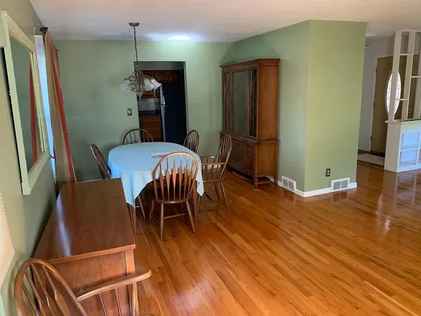 $2,500 | 3137 Belmont Avenue, Vestal, NY 13850