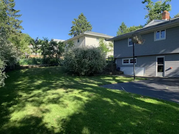 $2,500 | 3137 Belmont Avenue, Vestal, NY 13850