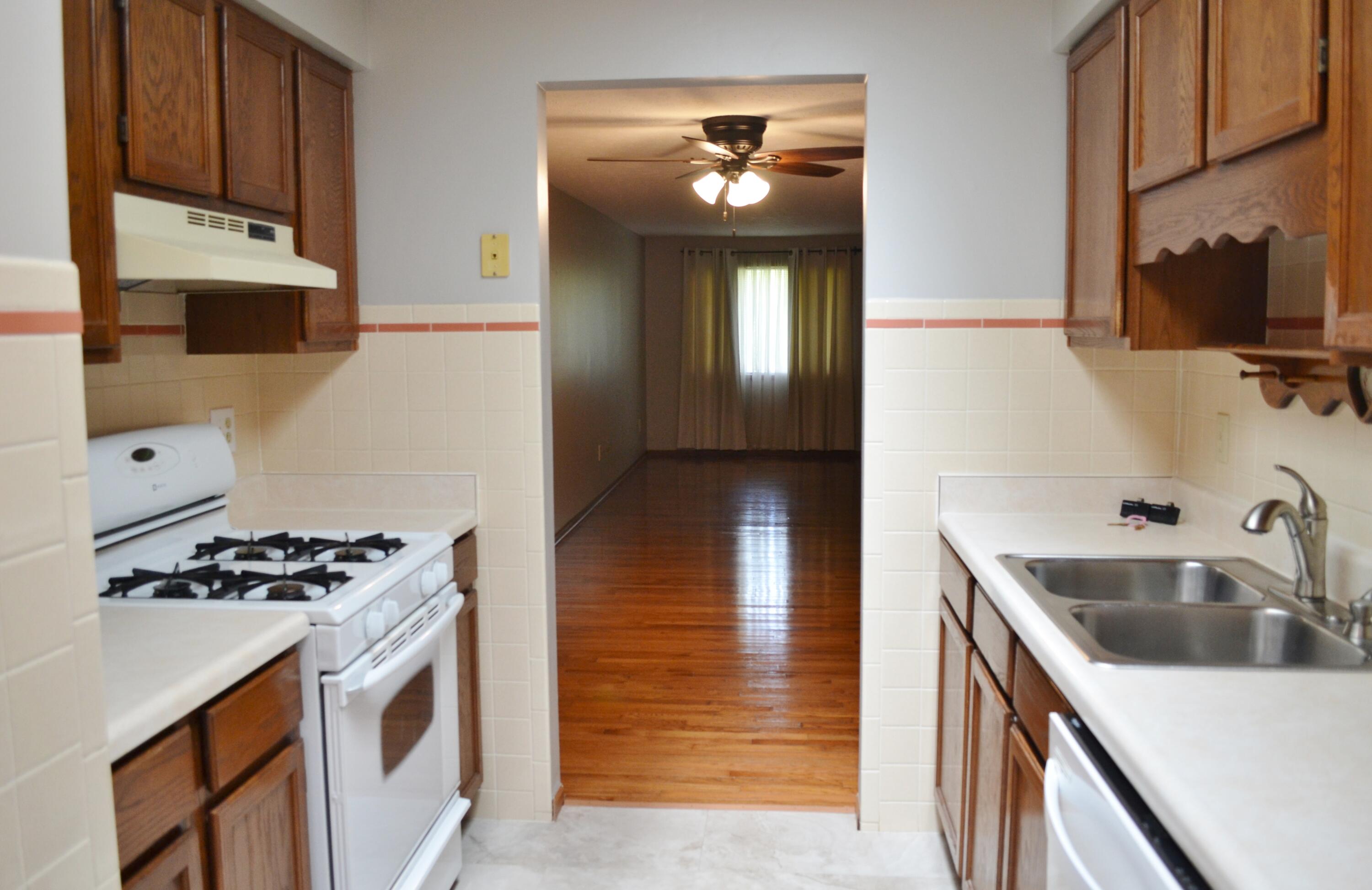 4430 Ridgewood Road East Springfield, OH 45503 - Photo 11 of 31 DSC_1897