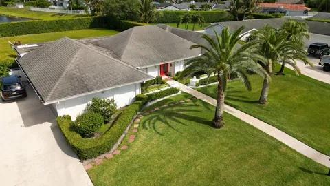 $1,149,000 | 10124 Seagrape Way, Palm Beach Gardens, FL 33418