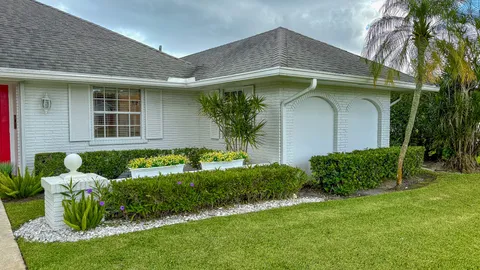 $1,149,000 | 10124 Seagrape Way, Palm Beach Gardens, FL 33418