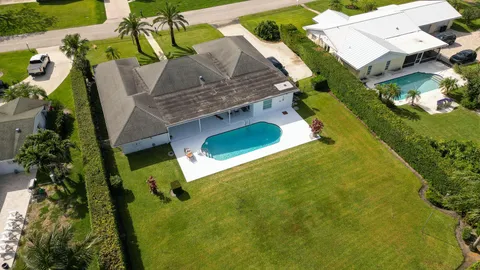 $1,149,000 | 10124 Seagrape Way, Palm Beach Gardens, FL 33418