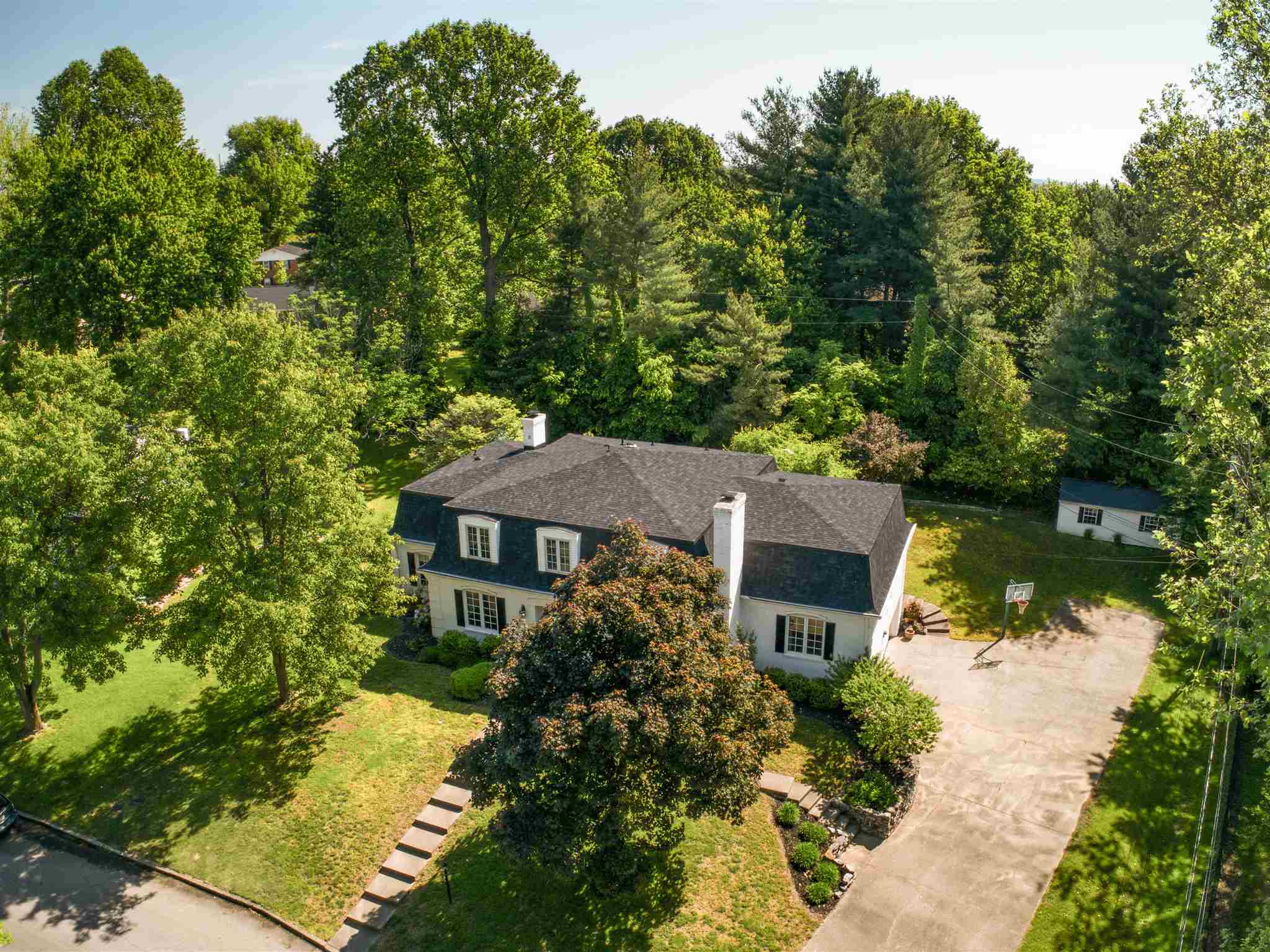620 Raintree Circle Mount Vernon, IN 47620 - Photo 2 of 36 Gallery Image 2