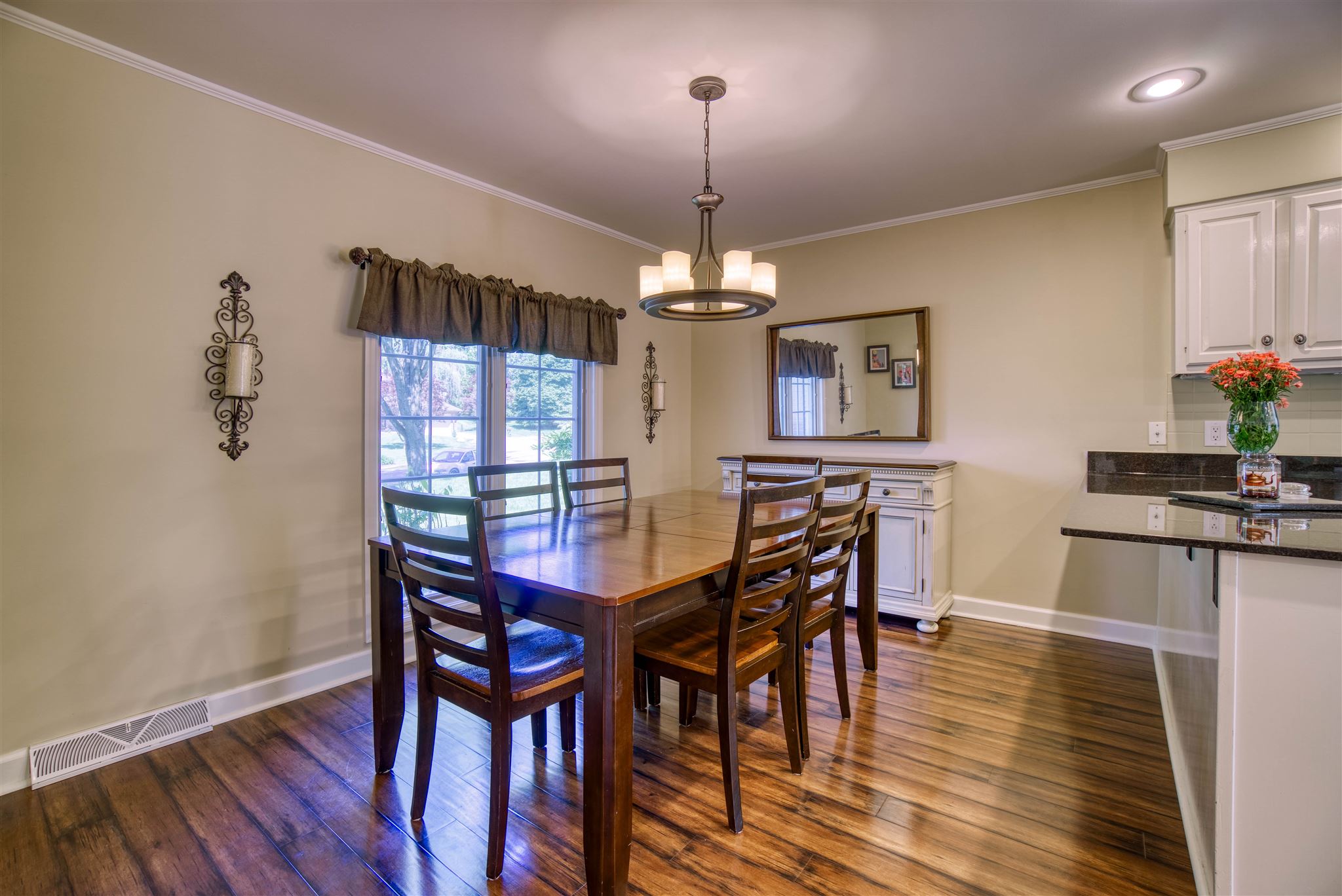 620 Raintree Circle Mount Vernon, IN 47620 - Photo 13 of 36 Gallery Image 13