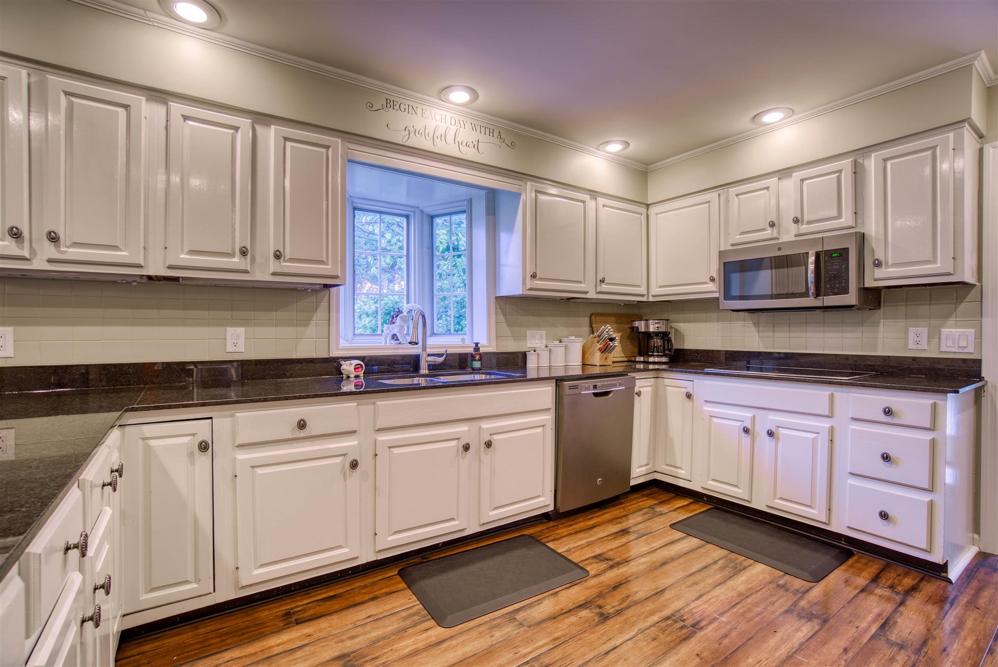620 Raintree Circle Mount Vernon, IN 47620 - Photo 14 of 36 Gallery Image 14