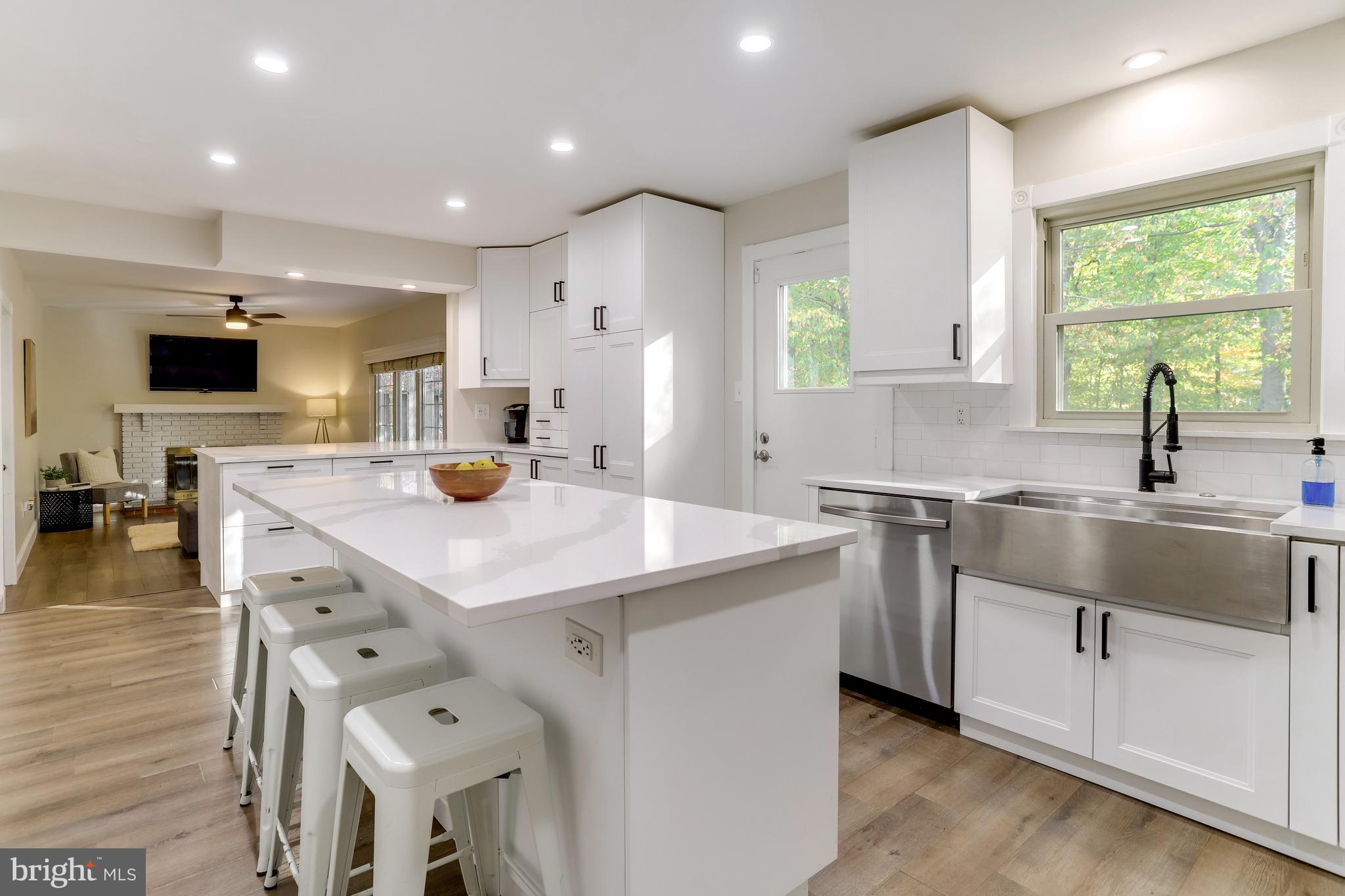 9210 Rockefeller Lane Springfield, VA 22153 - Photo 19 of 44 Kitchen island with seating space