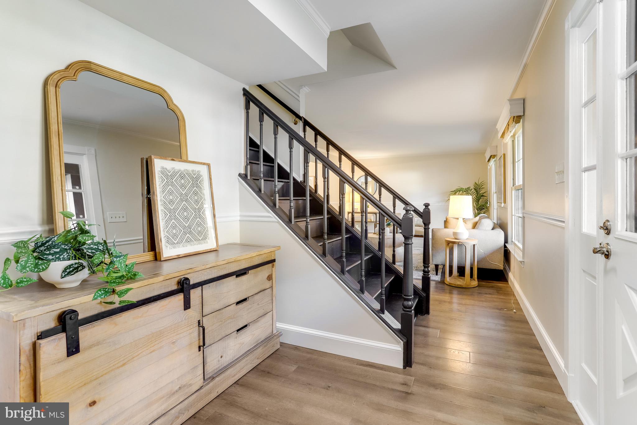 9210 Rockefeller Lane Springfield, VA 22153 - Photo 2 of 44 Welcome home!