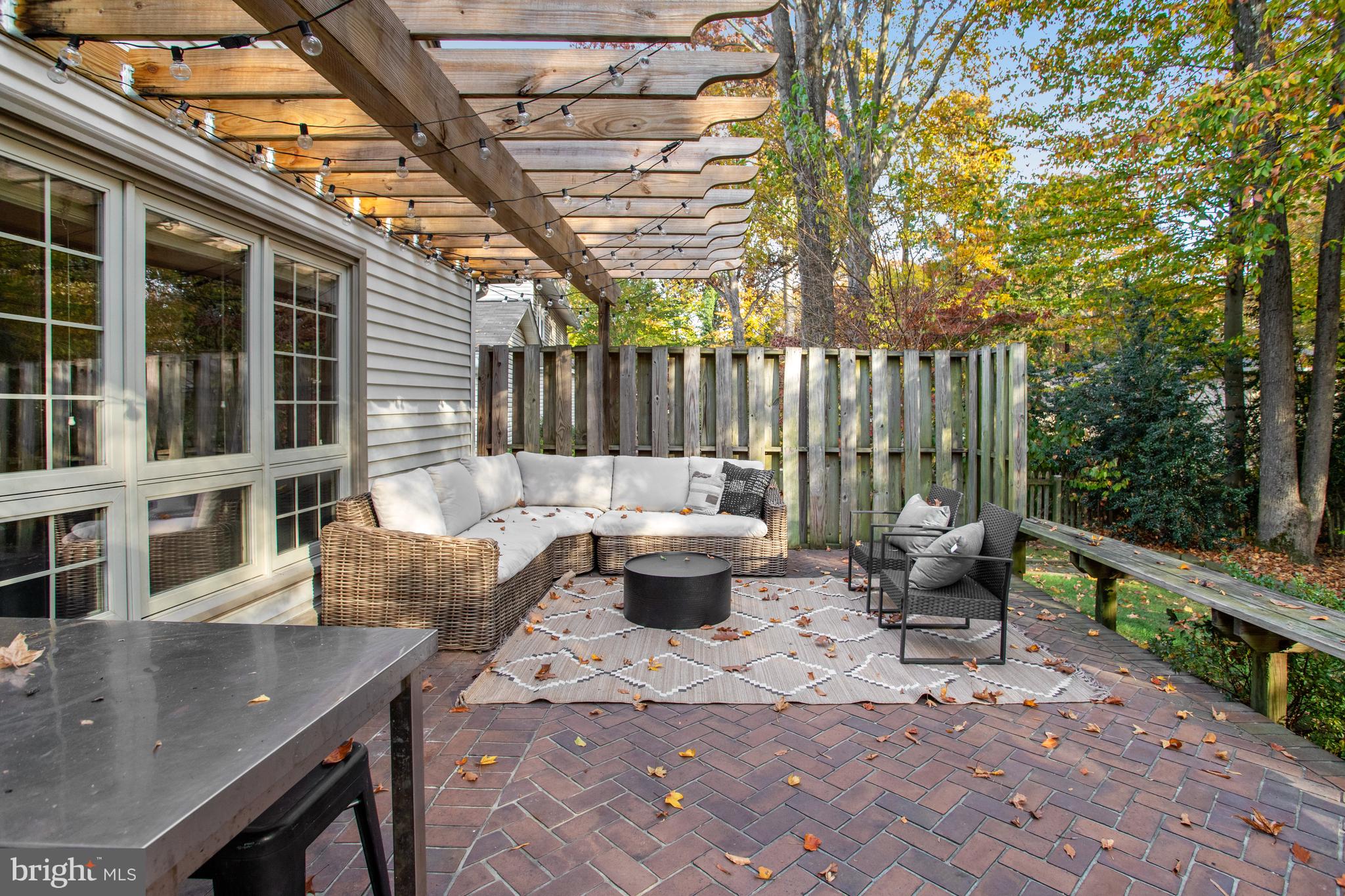 9210 Rockefeller Lane Springfield, VA 22153 - Photo 39 of 44 Perfect space to sip your morning coffee