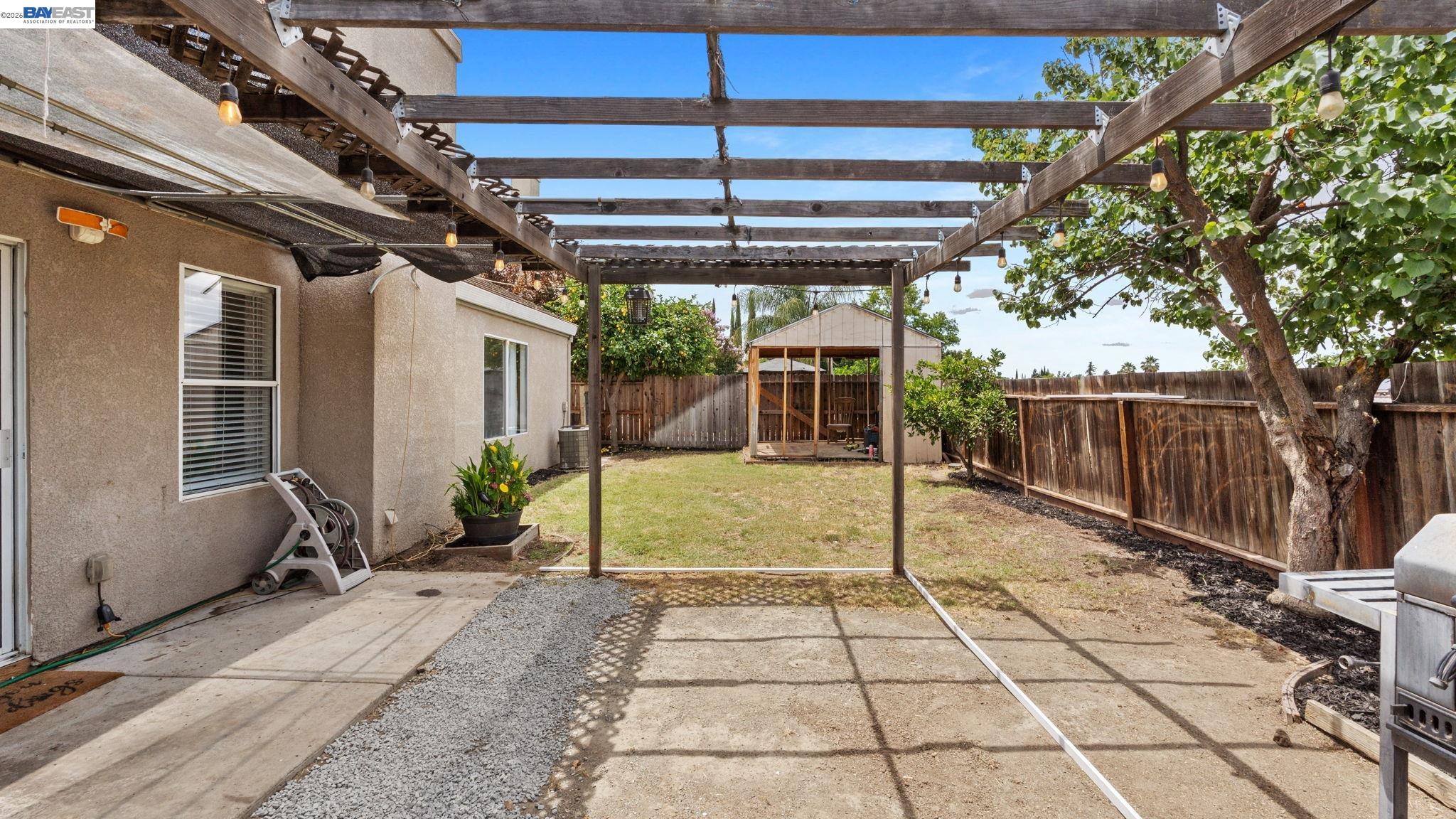 1571 Spring Court Tracy, CA 95376 - Photo 20 of 33