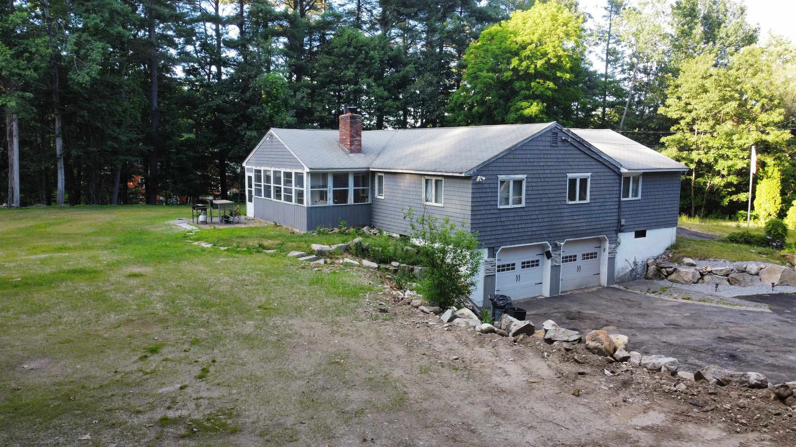 773 Mammoth Road Pelham, NH 03076 - Photo 26 of 27
