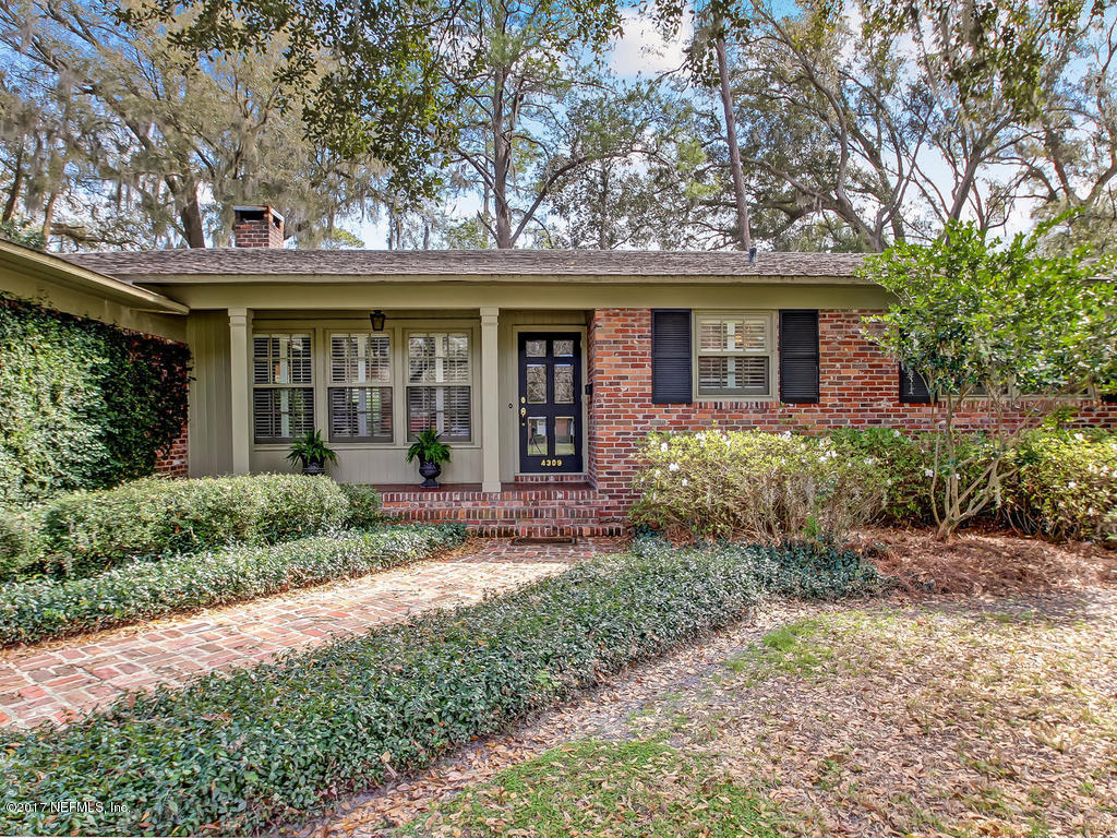 4309 Sherwood Road Jacksonville, FL 32210 - Photo 2 of 2 Allen Tyre exterior