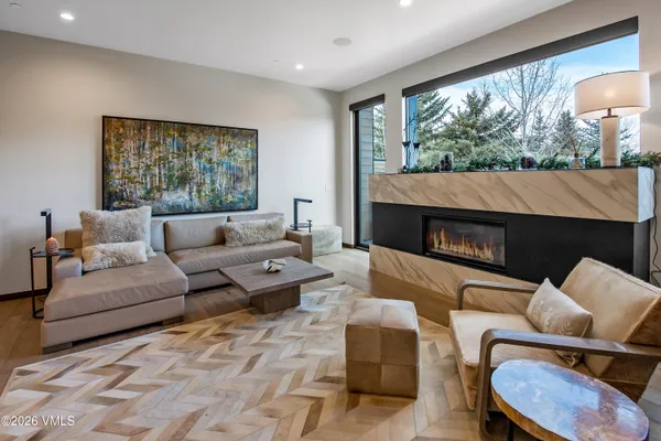 $2,400,000 | 38359 Highway 6, Unit 11C, Avon, CO 81620