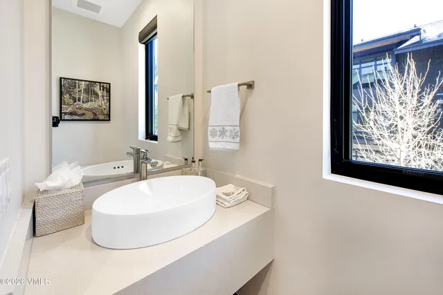 $2,750,000 | 38359 Highway 6, Unit 11C, Avon, CO 81620